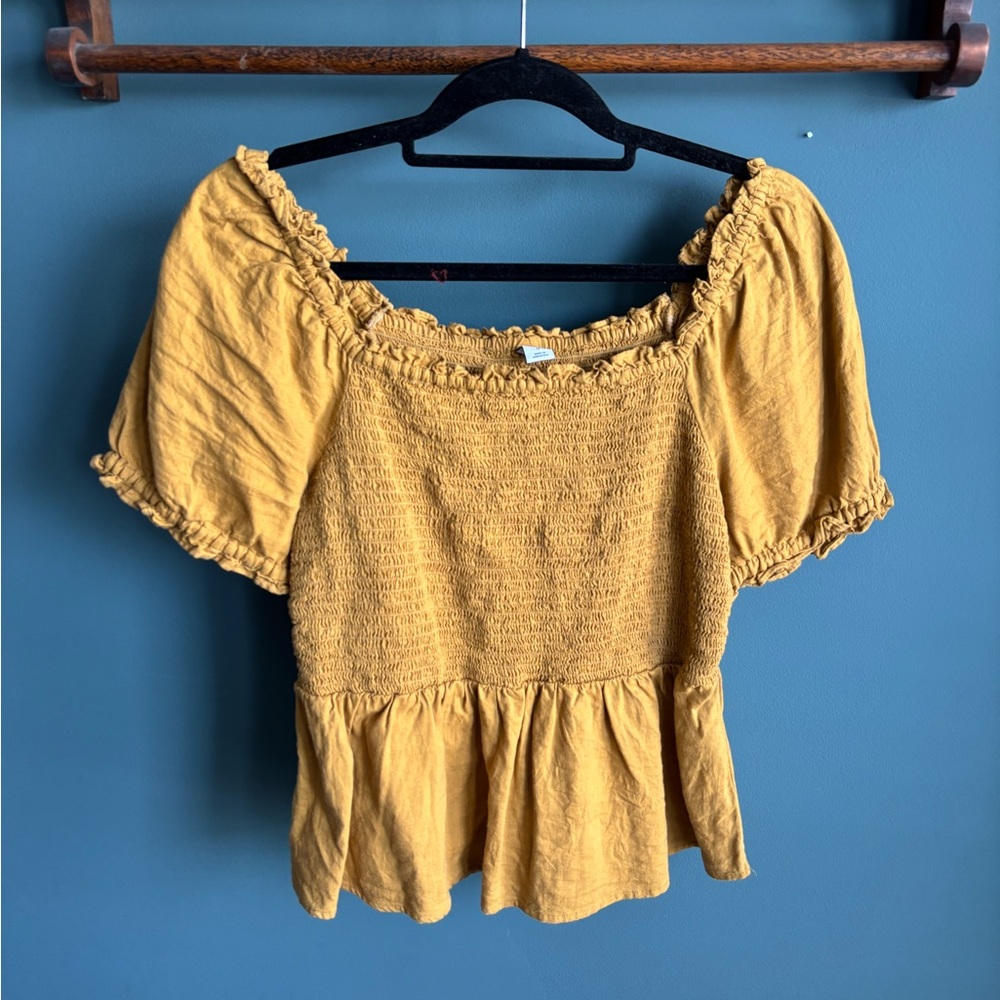 Old Navy Smocked Linen Blend Top - Picture 2 of 9